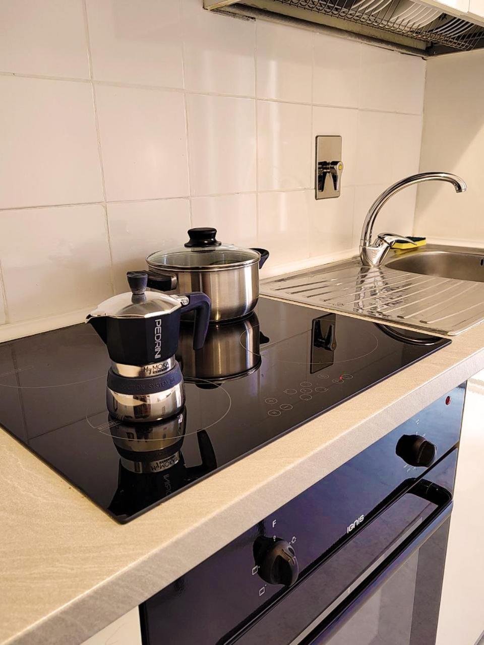 Vivirome - 2 Bedrooms Apartment - San Giovanni Exteriör bild